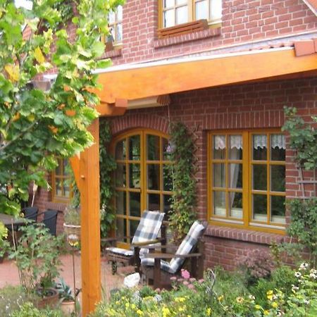 Gaesteappartement Appricot Адендорф Екстериор снимка