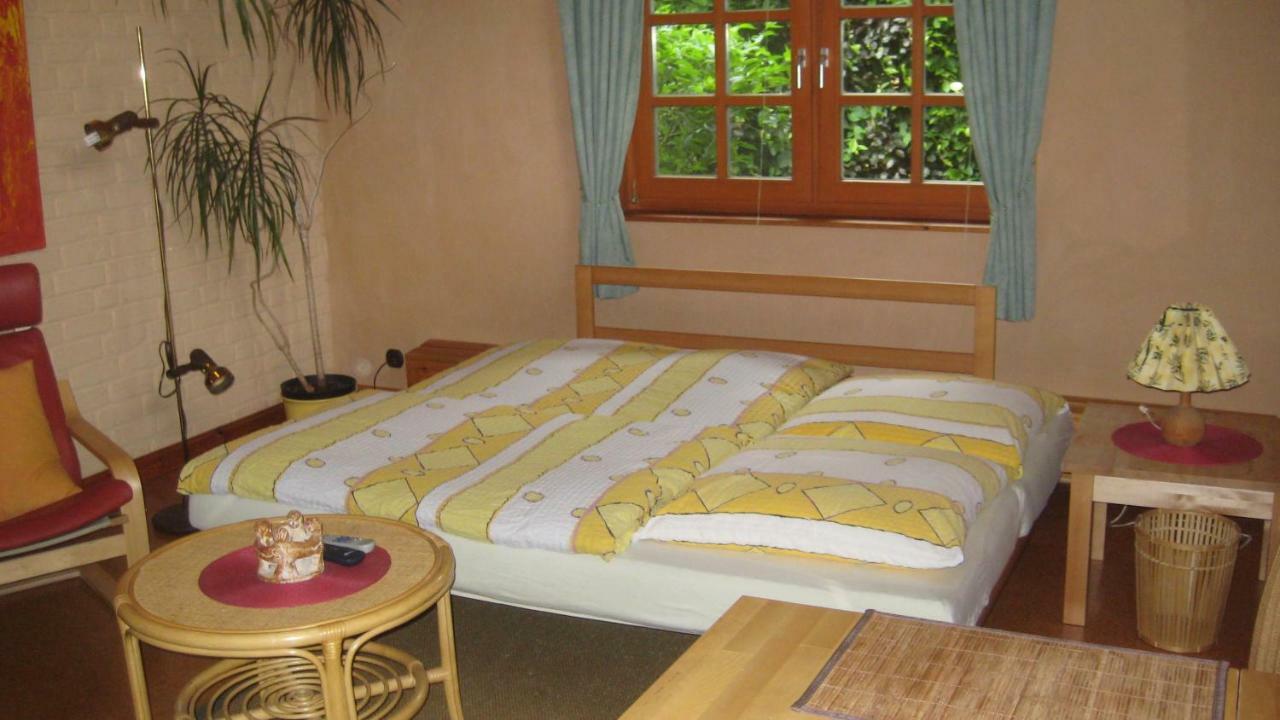 Gaesteappartement Appricot Адендорф Екстериор снимка